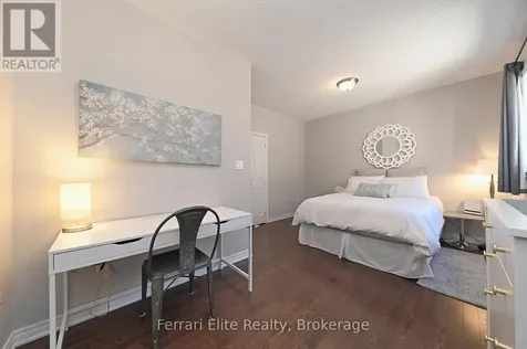 32 Copeland Crescent Innisfil (cookstown) ON L0L 1L0
