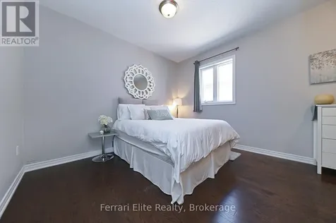 32 Copeland Crescent Innisfil (cookstown) ON L0L 1L0