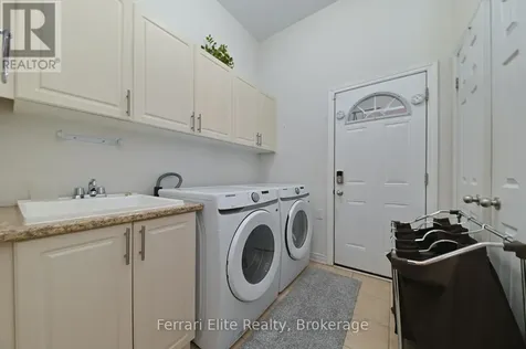 32 Copeland Crescent Innisfil (cookstown) ON L0L 1L0