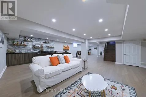 32 Copeland Crescent Innisfil (cookstown) ON L0L 1L0