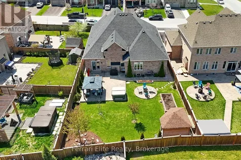 32 Copeland Crescent Innisfil (cookstown) ON L0L 1L0