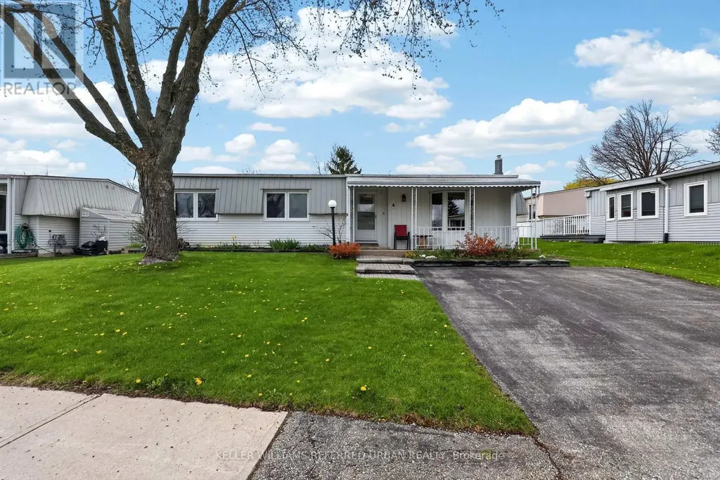 4 Terra Nova Arm Innisfil ON L9S 1S1