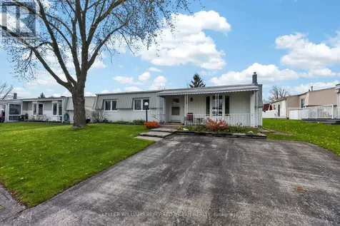 4 Terra Nova Arm Innisfil ON L9S 1S1