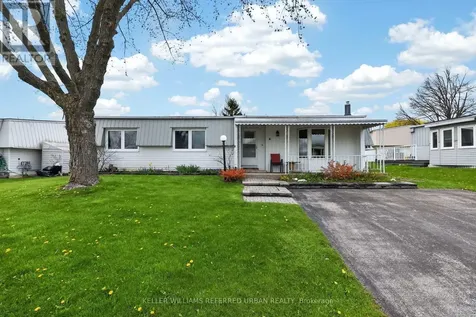 4 Terra Nova Arm Innisfil ON L9S 1S1