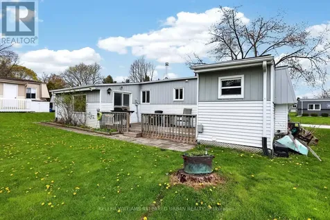 4 Terra Nova Arm Innisfil ON L9S 1S1