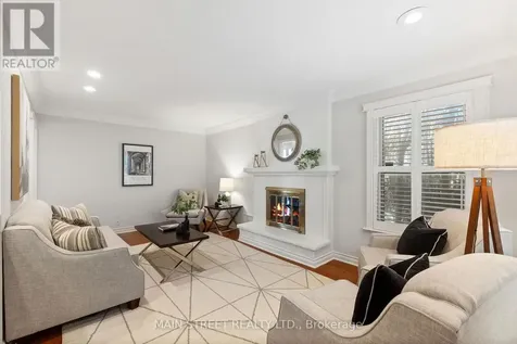 195 Brammar Street Newmarket (glenway Estates) ON L3Y 7T4