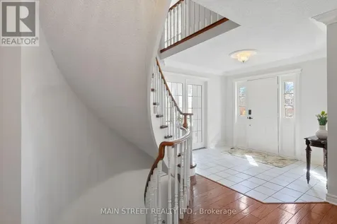 195 Brammar Street Newmarket (glenway Estates) ON L3Y 7T4