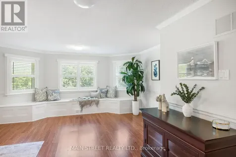 195 Brammar Street Newmarket (glenway Estates) ON L3Y 7T4