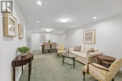 195 Brammar Street Newmarket (glenway Estates) ON L3Y 7T4