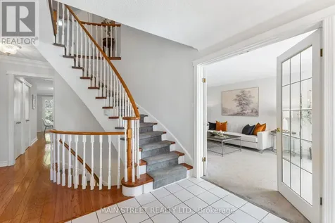 195 Brammar Street Newmarket (glenway Estates) ON L3Y 7T4