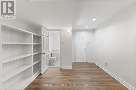 195 Brammar Street Newmarket (glenway Estates) ON L3Y 7T4