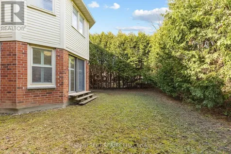195 Brammar Street Newmarket (glenway Estates) ON L3Y 7T4