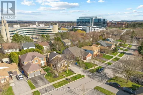 195 Brammar Street Newmarket (glenway Estates) ON L3Y 7T4
