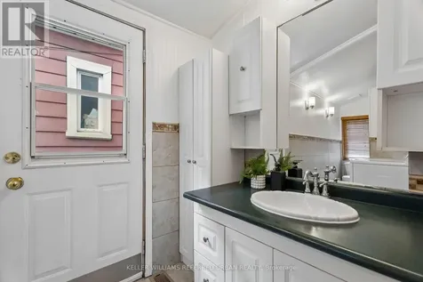 84 Smith Avenue Hamilton (landsdale) ON L8L 5P1