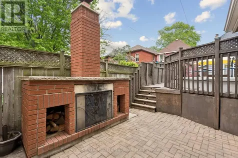 84 Smith Avenue Hamilton (landsdale) ON L8L 5P1