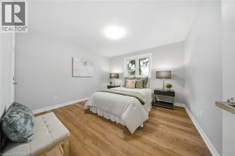 121 Silver Street Paris ON N3L 1V2