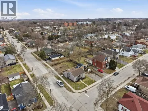 64 Richardson Street Brantford ON N3T 1J1