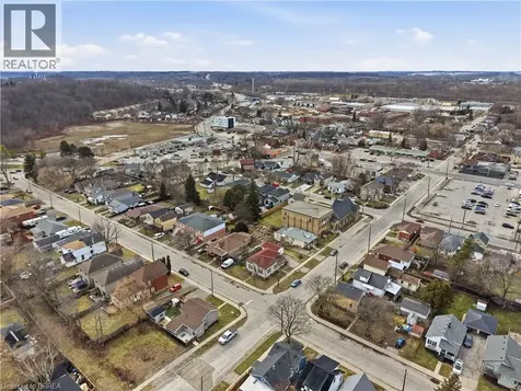 64 Richardson Street Brantford ON N3T 1J1