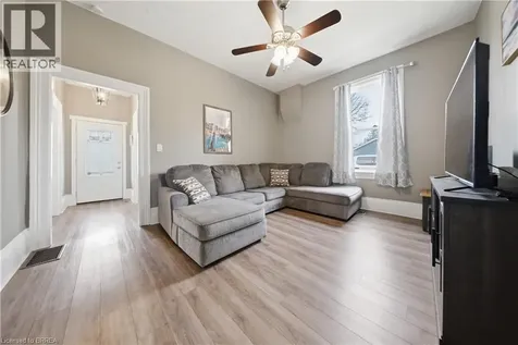 64 Richardson Street Brantford ON N3T 1J1