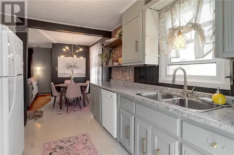251 Eleventh Avenue Lively ON P3Y 1M7