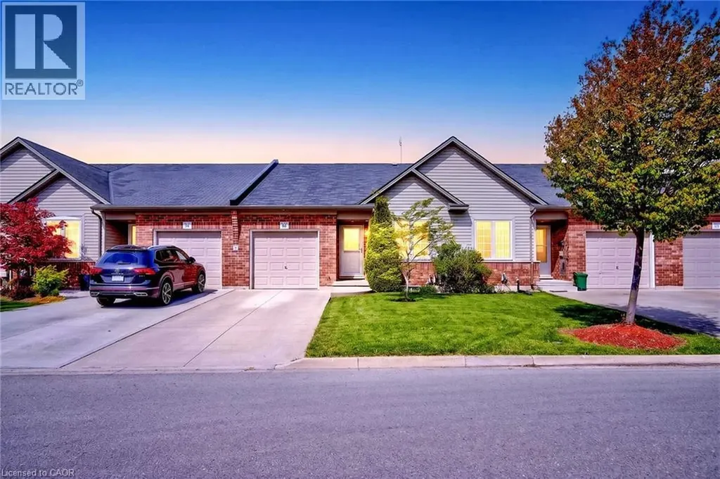 32 Woodburn Avenue St. Catharines ON L2P 0B8