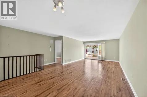 32 Woodburn Avenue St. Catharines ON L2P 0B8