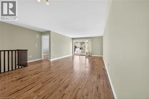 32 Woodburn Avenue St. Catharines ON L2P 0B8