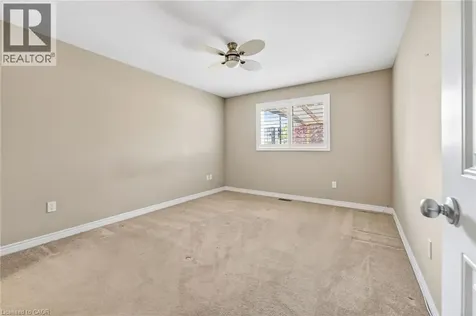 32 Woodburn Avenue St. Catharines ON L2P 0B8