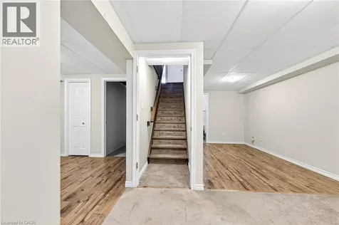32 Woodburn Avenue St. Catharines ON L2P 0B8