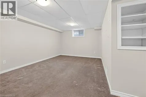 32 Woodburn Avenue St. Catharines ON L2P 0B8