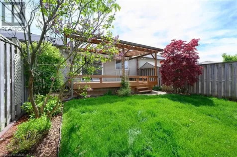 32 Woodburn Avenue St. Catharines ON L2P 0B8