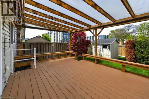 32 Woodburn Avenue St. Catharines ON L2P 0B8