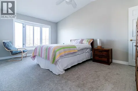 35 Horizon Court Hamilton ON L9B 1W8