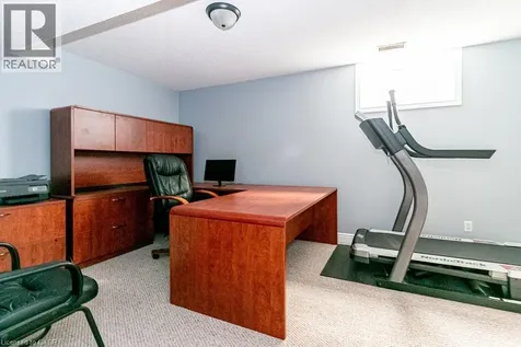 35 Horizon Court Hamilton ON L9B 1W8