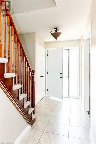 35 Horizon Court Hamilton ON L9B 1W8