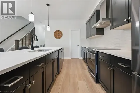 873 Robert Ferrie Drive Kitchener ON N2R 0P2