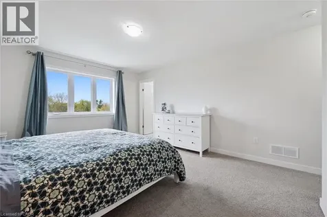 873 Robert Ferrie Drive Kitchener ON N2R 0P2