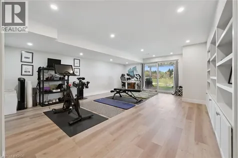 873 Robert Ferrie Drive Kitchener ON N2R 0P2