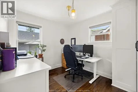 1091 Villaire Avenue Windsor ON N8S 2J7