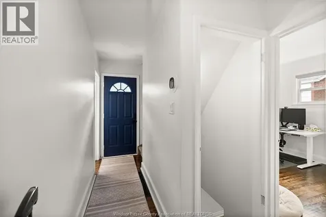 1091 Villaire Avenue Windsor ON N8S 2J7