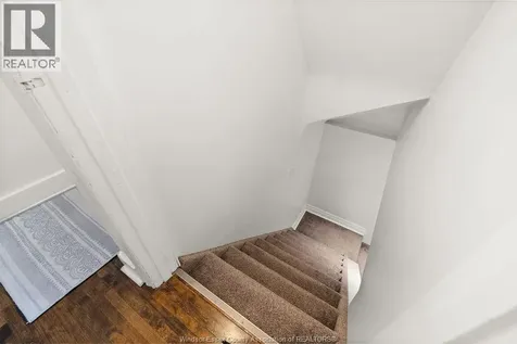 1091 Villaire Avenue Windsor ON N8S 2J7