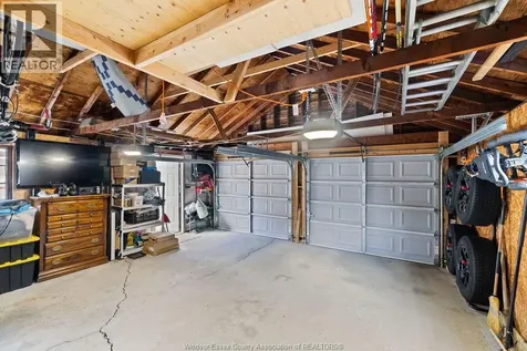 1091 Villaire Avenue Windsor ON N8S 2J7