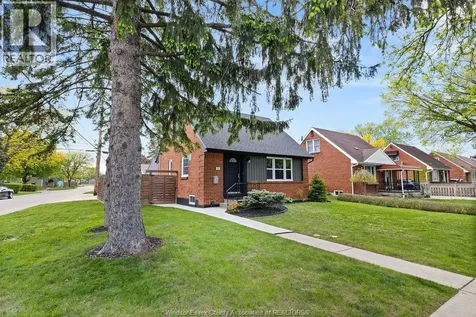 1091 Villaire Avenue Windsor ON N8S 2J7