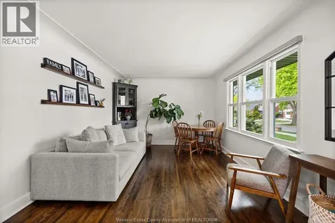 1091 Villaire Avenue Windsor ON N8S 2J7