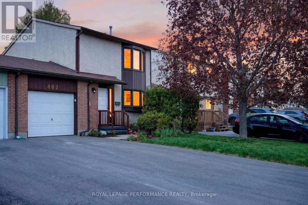 402 Duval Lane Ottawa ON K1E 2K2