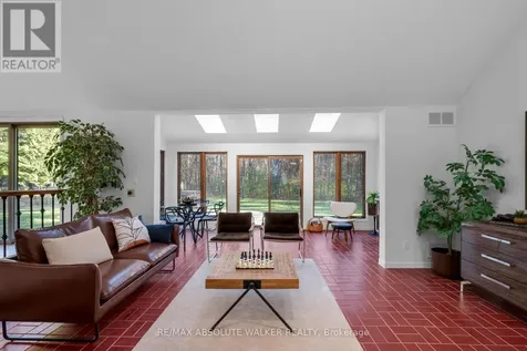 108 Margaret Anne Drive Ottawa ON K0A 1L0