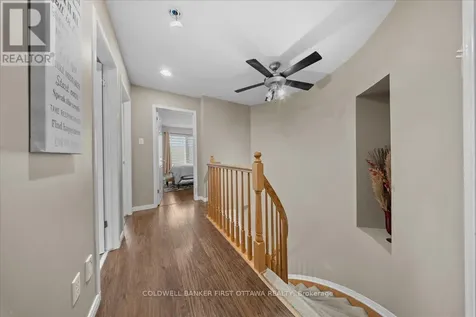 218 Flamborough Way Ottawa ON K2W 1G5