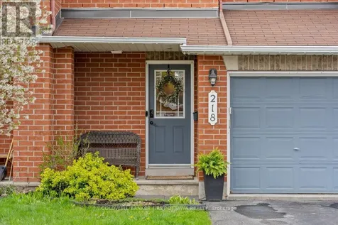 218 Flamborough Way Ottawa ON K2W 1G5
