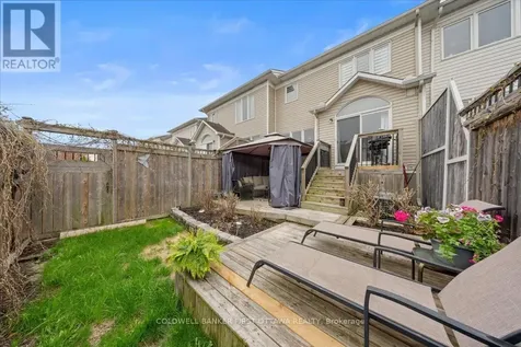 218 Flamborough Way Ottawa ON K2W 1G5