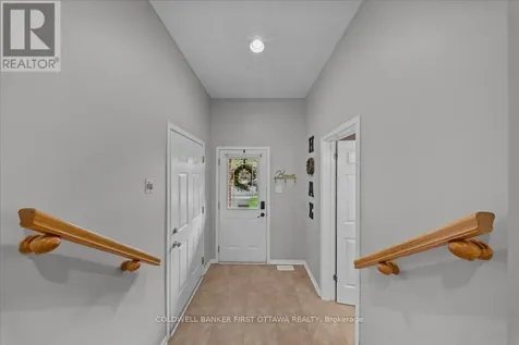218 Flamborough Way Ottawa ON K2W 1G5
